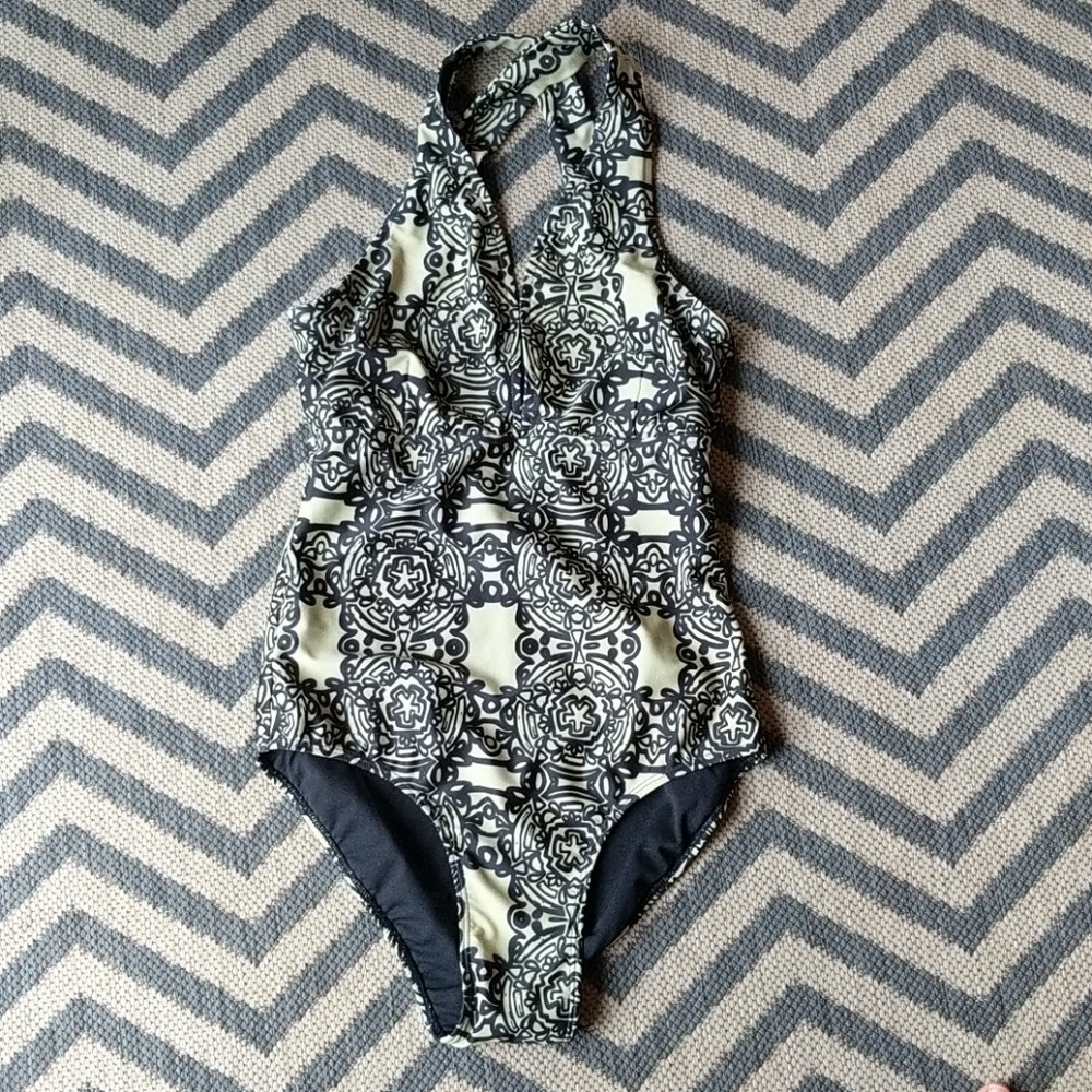 Albion Shell Shock One Piece